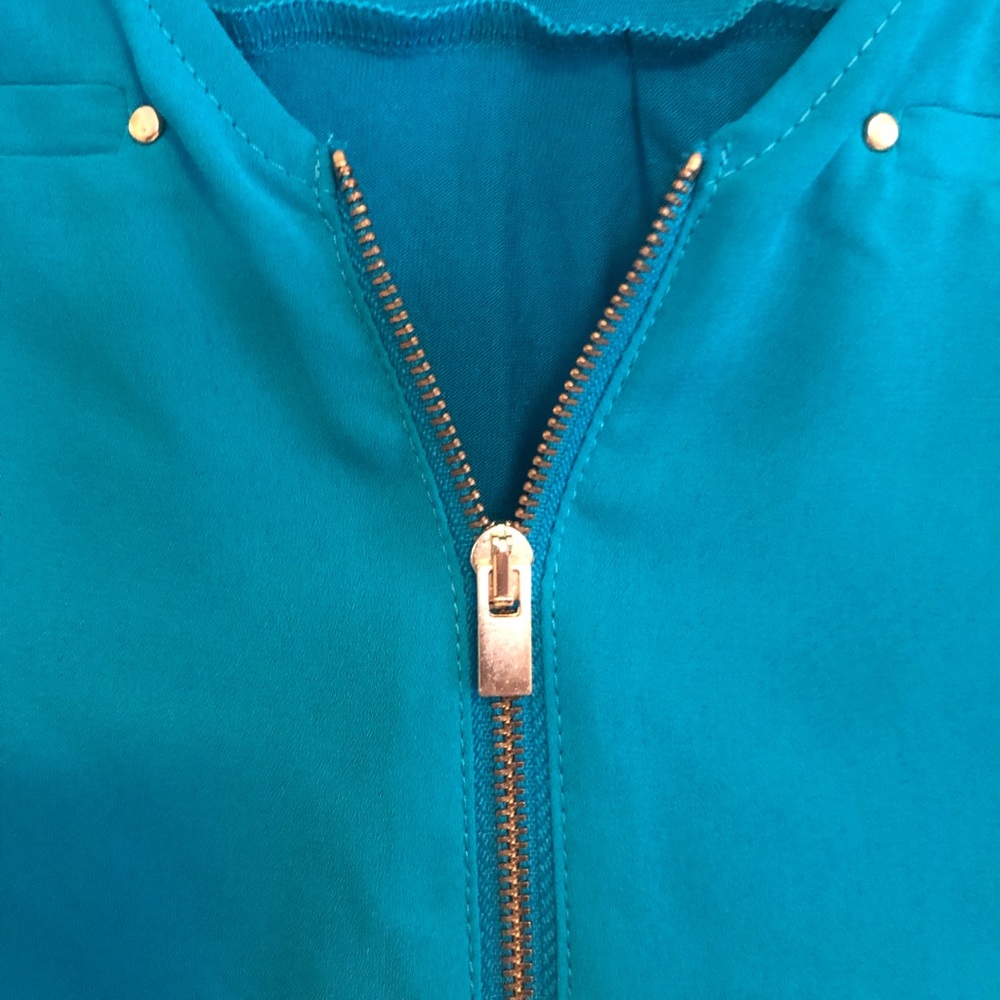 Express too - Picture 2 of 2